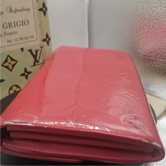 Louis Vuitton Pink Sarah Vernis Leather Wallet - Picture 9 of 12